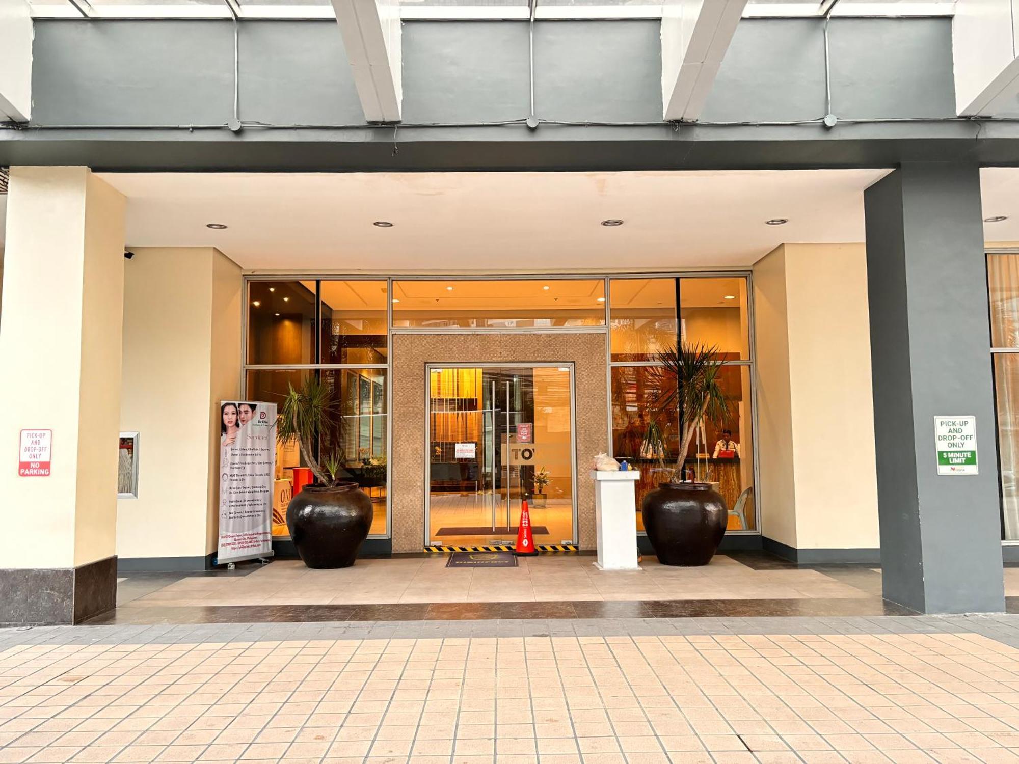 La Amore Place Pasig City Exteriör bild